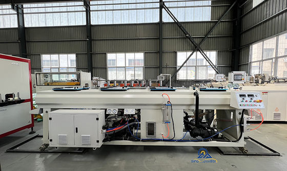 Counter Rotating Conical Twin Screw Plastic PVC Pipe Extruder 380V 50HZ 3Ph