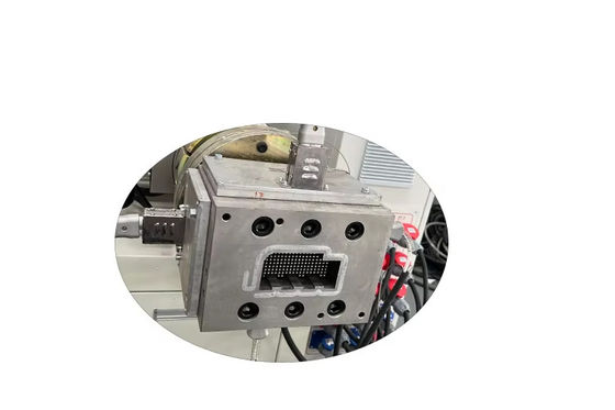 Customized 380V 50HZ 3Phase UPVC Profile Extrusion Machine For Profile Production